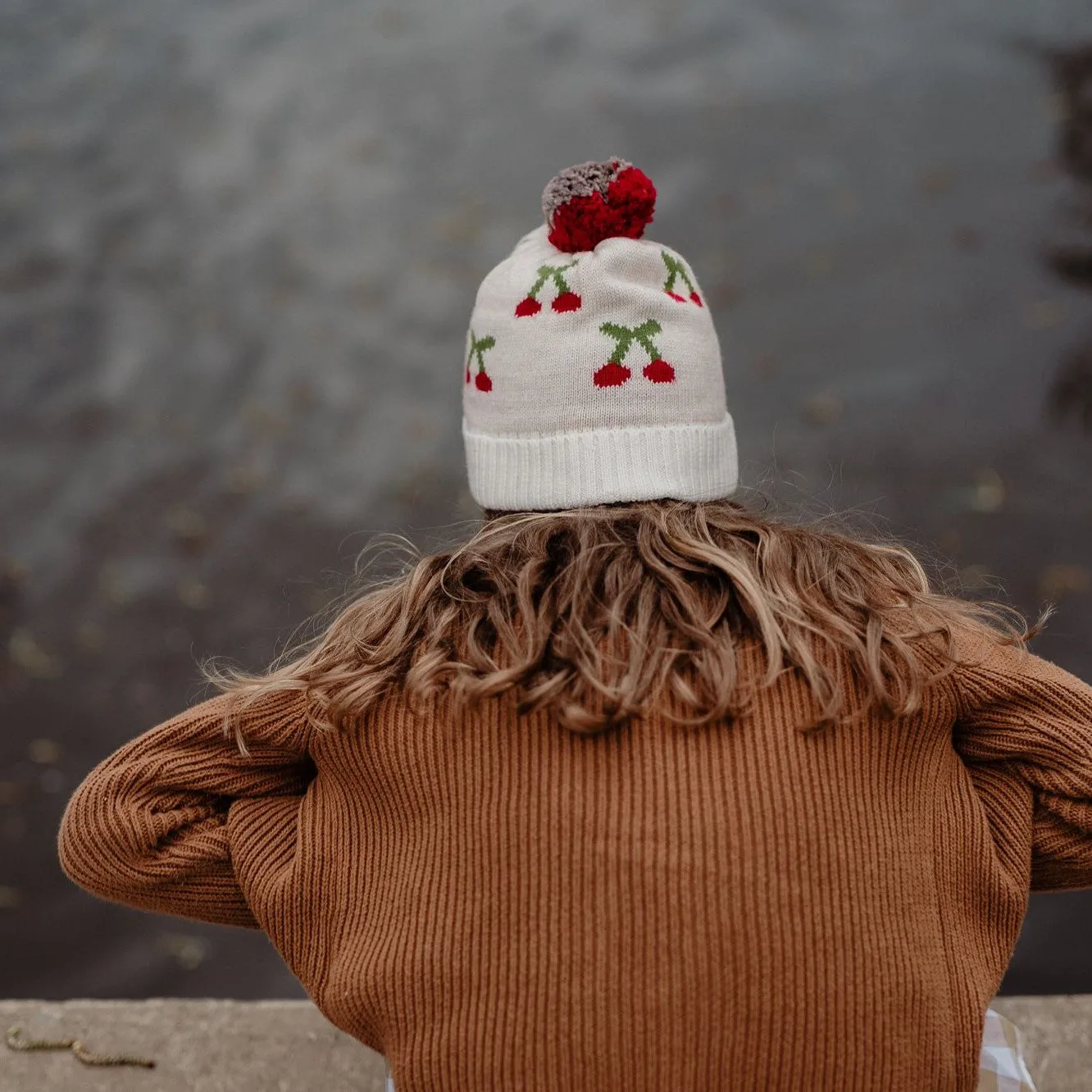 Acorn Kids: Cherry Beanie Oatmeal Red Green