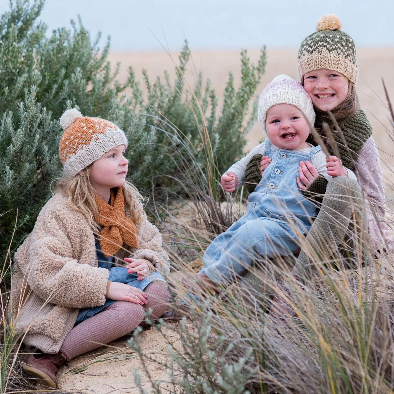 Acorn Kids: Snowflake Beanie Khaki and Oatmeal