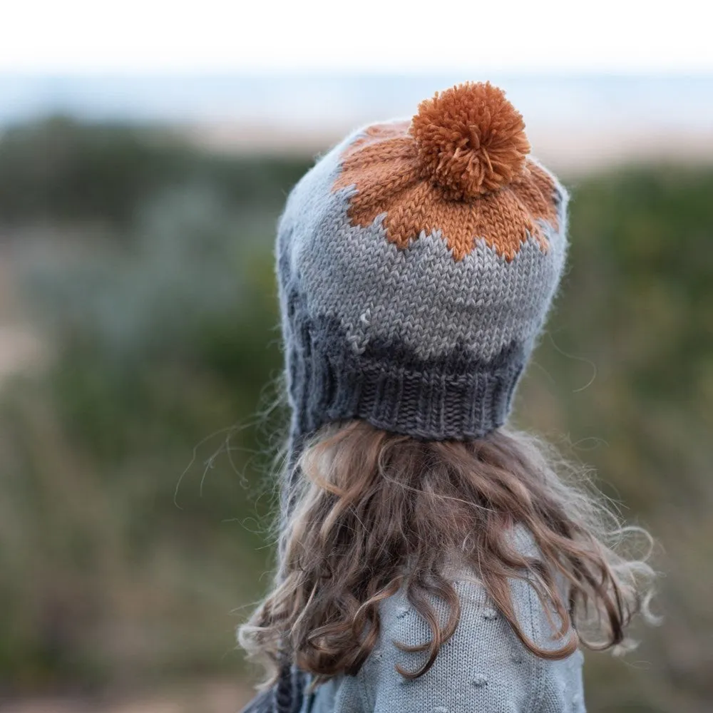 Acorn Kids: Zig Zag Beanie Grey and Mustard