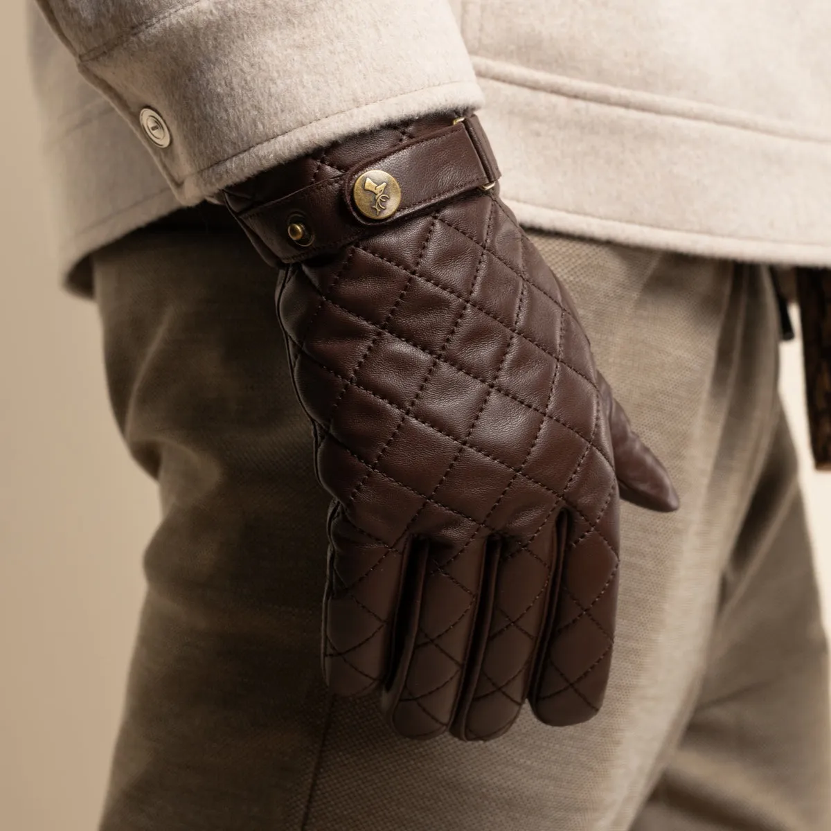 Smith (brown) - sheepskin leather gloves with snap closure & touchscreen feature