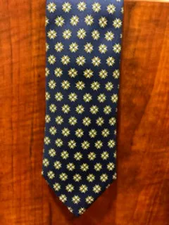 Vineyard Vines: Men's Silk Neck Tie with Order of St John Insignia (Navy)